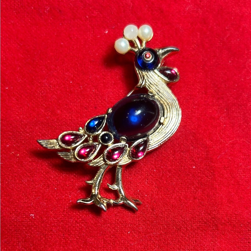 Rare Crown TRIFARI “Jewels of India” (Moghul Series) Peacock brooch